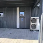Stadt Und Nahes Wohnen Mit Grosser Terasse Und Carport Parkplatz *