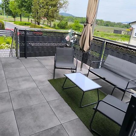Stadt Und Nahes Wohnen Mit Grosser Terasse Und Carport Parkplatz Apartment Klagenfurt am Woerthersee