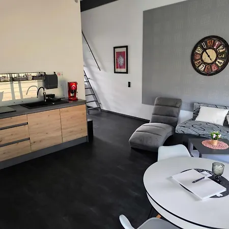 Stadt Und Nahes Apartment