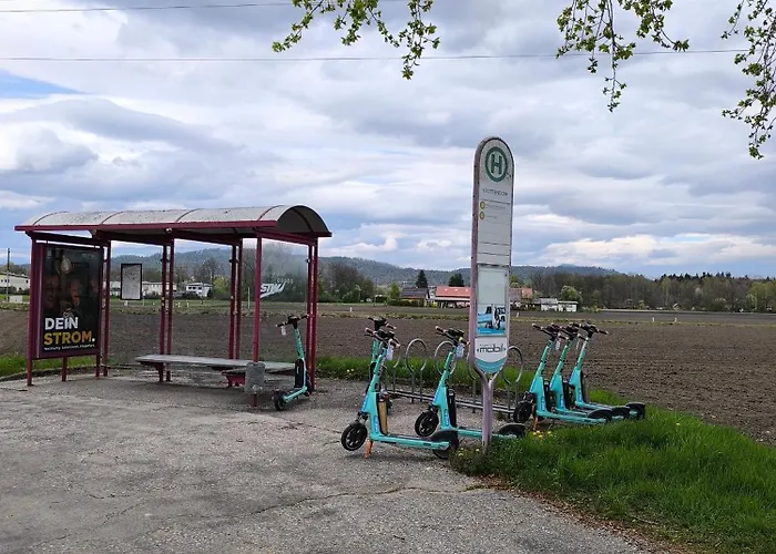 Stadt Und See Nahes Wohnen Mit Grosser Terasse Und Carport Parkplatz Apartament Klagenfurt am Woerthersee