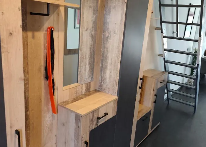 Apartament Stadt Und See Nahes Wohnen Mit Grosser Terasse Und Carport Parkplatz *